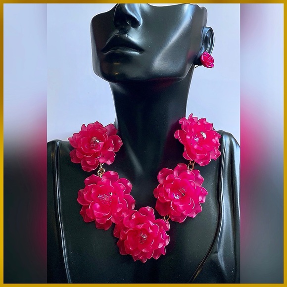 Nicole Miller Jewelry - 🏷 🆕 Nicole Miller Pink Floral Necklace, Earrings